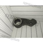 Рычаг поворотный задней навески 70-4605024